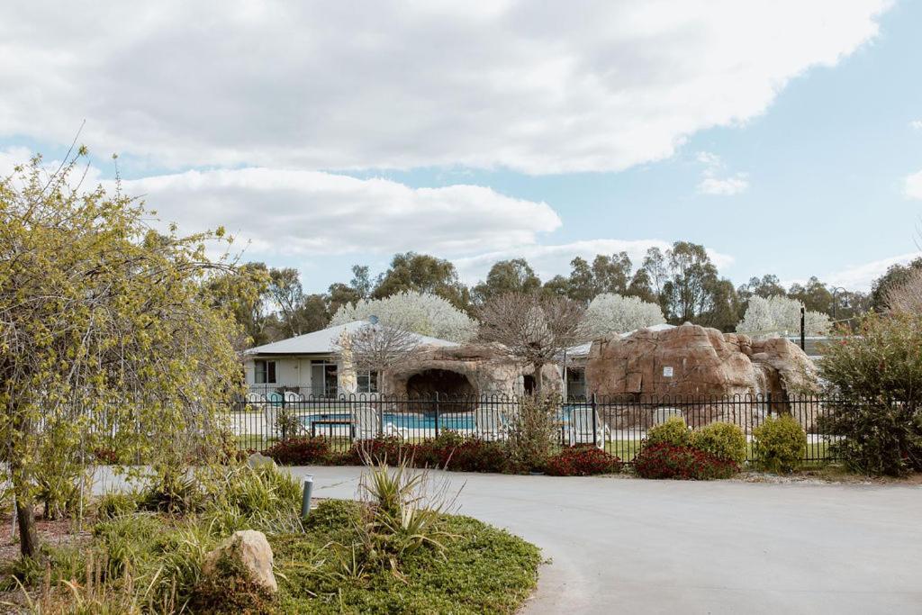 Tindarra Resort Moama Luaran gambar